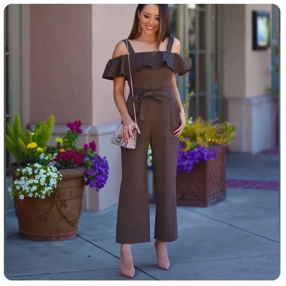 Banana Republic Twill Off The Shoulder Brown Jumpsuit - Picture 1 of 9